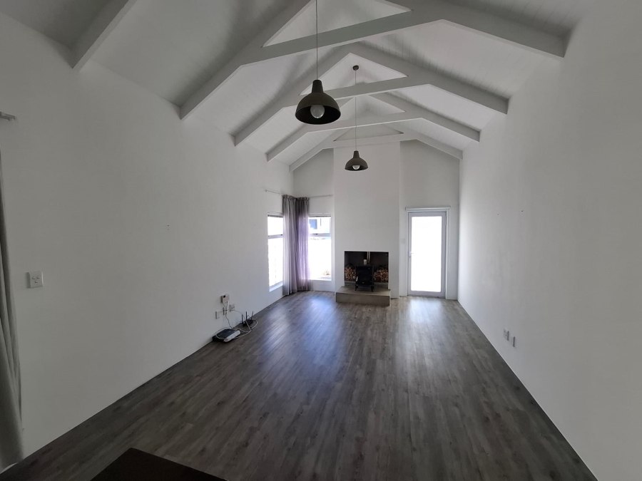 2 Bedroom Property for Sale in Sandbaai Western Cape